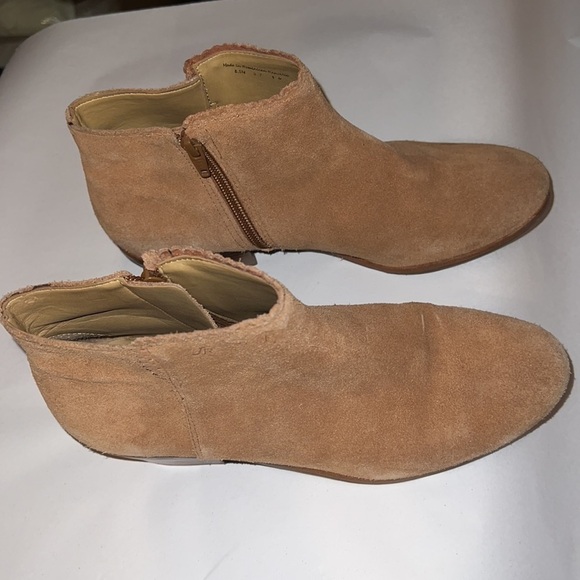 Jack Rogers Bailee suede booties ankle boots zip up closing Sz 8.5 - Picture 6 of 12